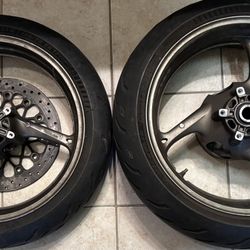 Suzuki GSX-R Wheel Set Parts Lot – Bent Rims, Flat Michelin Tires, Good Rotors/Cush Drive