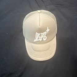 Snapback hat