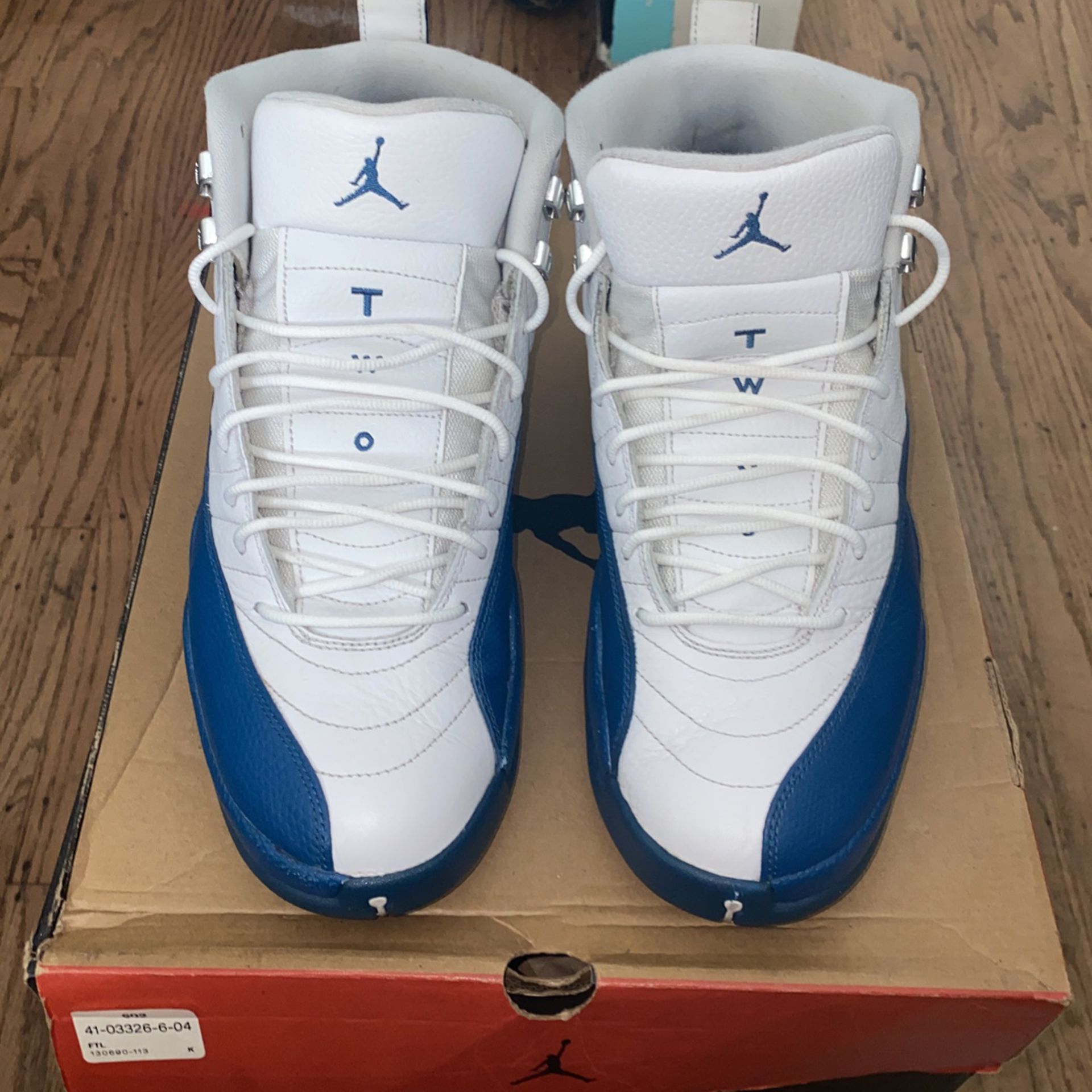 Jordan Retro 12 - French Blue 13s (size 11.5)