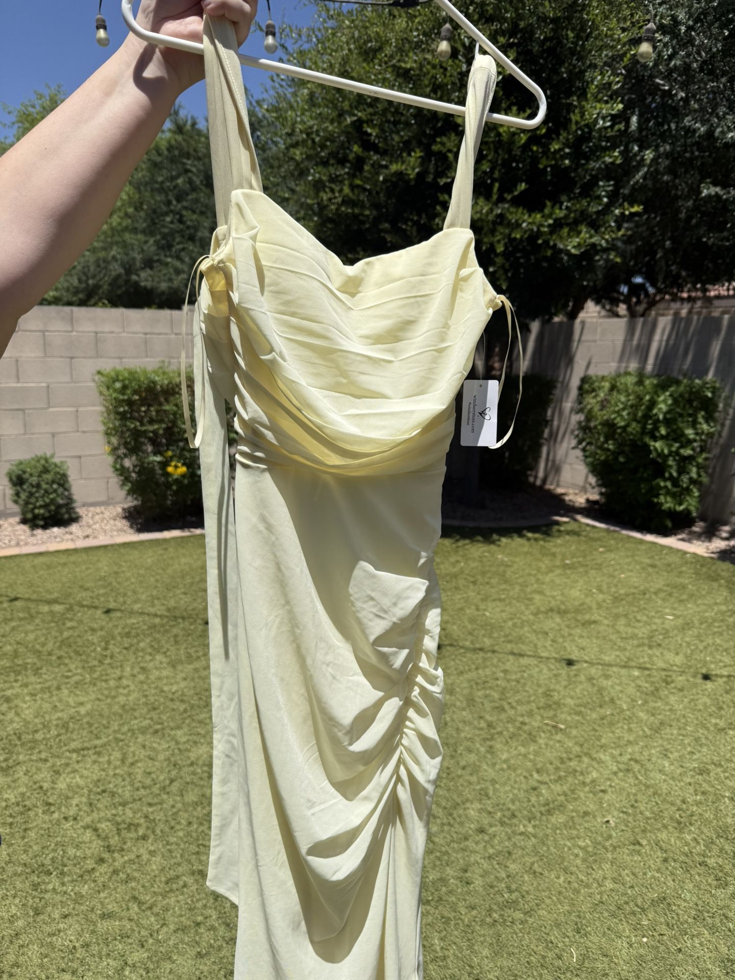 Long Formal or Bridesmaid Dress - Yellow - Never worn