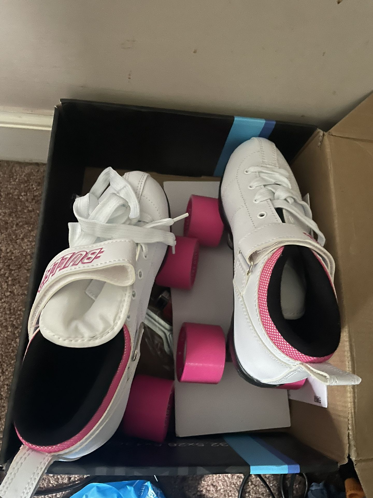 Skates