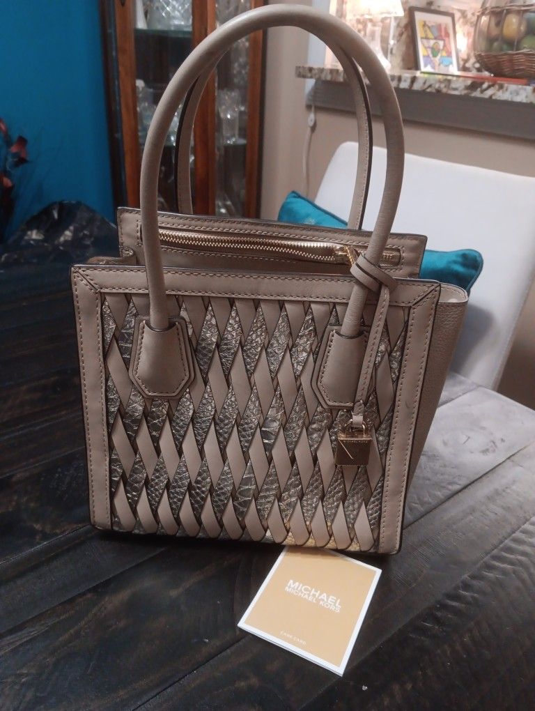 Michael Kors Purse Leather Bag Beige, Gold & Silver $55 OBO
