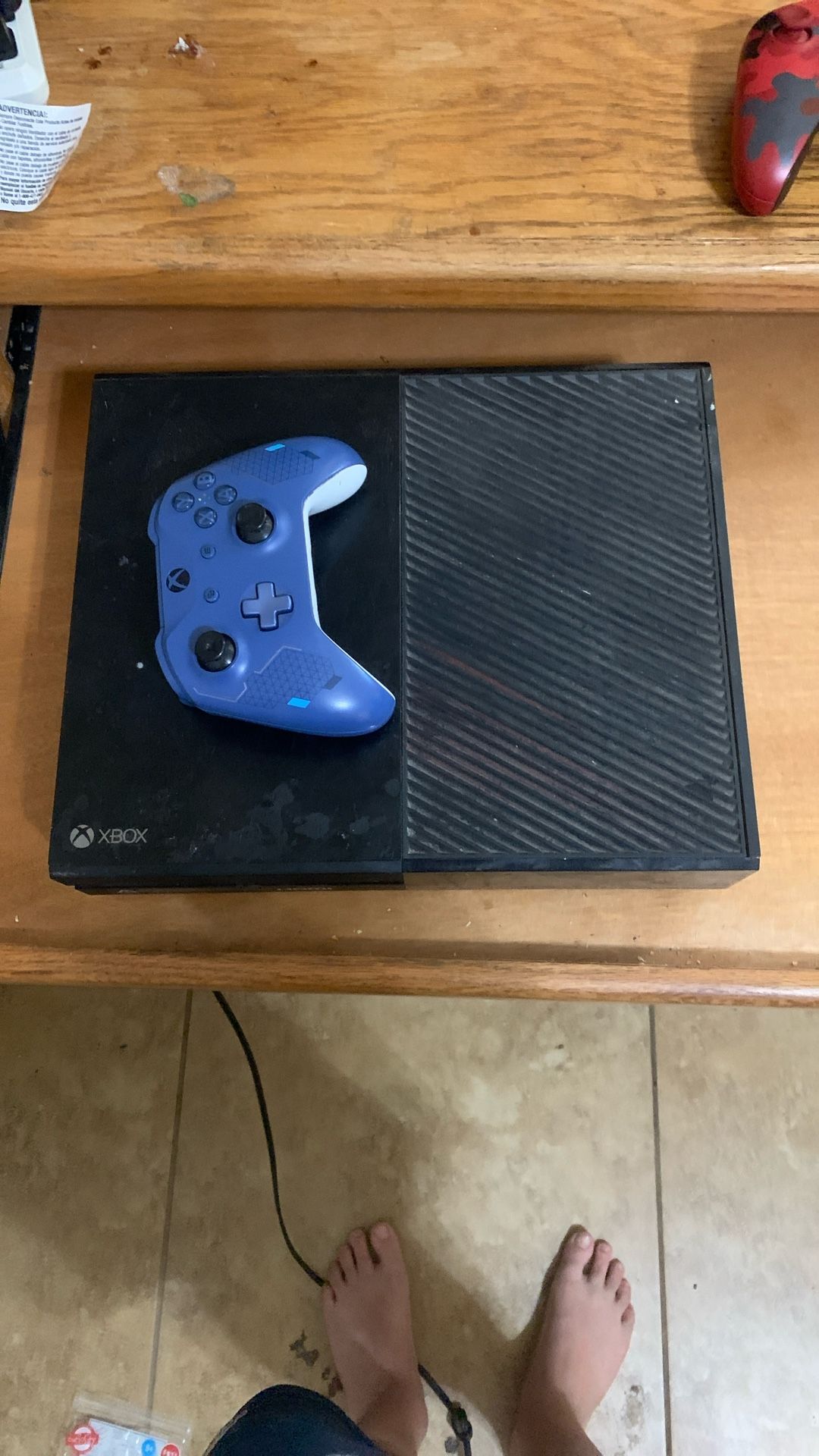 Xbox One With Remote NO CORDS