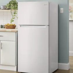 50% OFF - Vissani 14.2 cu ft Top Freezer Refrigerator White Garage Ready