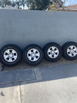 4 Rines Y Llantas 265/70/r15 / 6/birlos