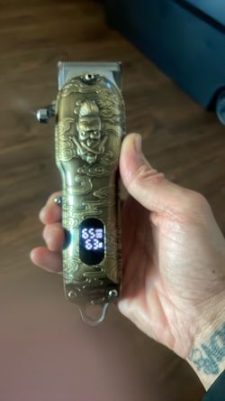 Gold Engraved Cordless Hair Clipper
