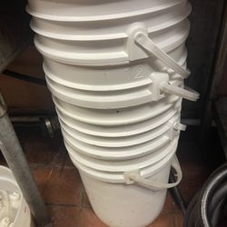 Buckets 