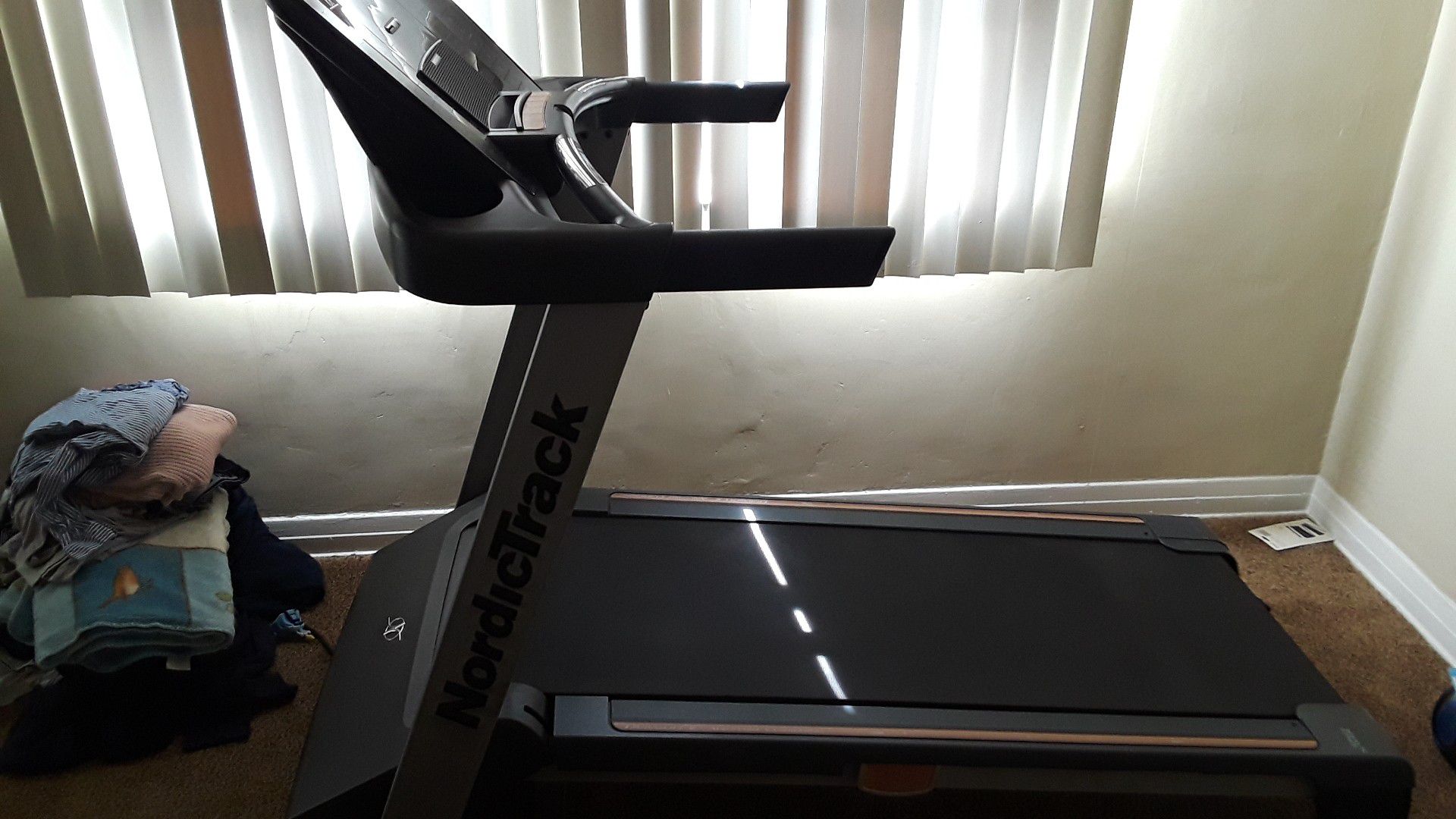 Treadmill....Nordictrack