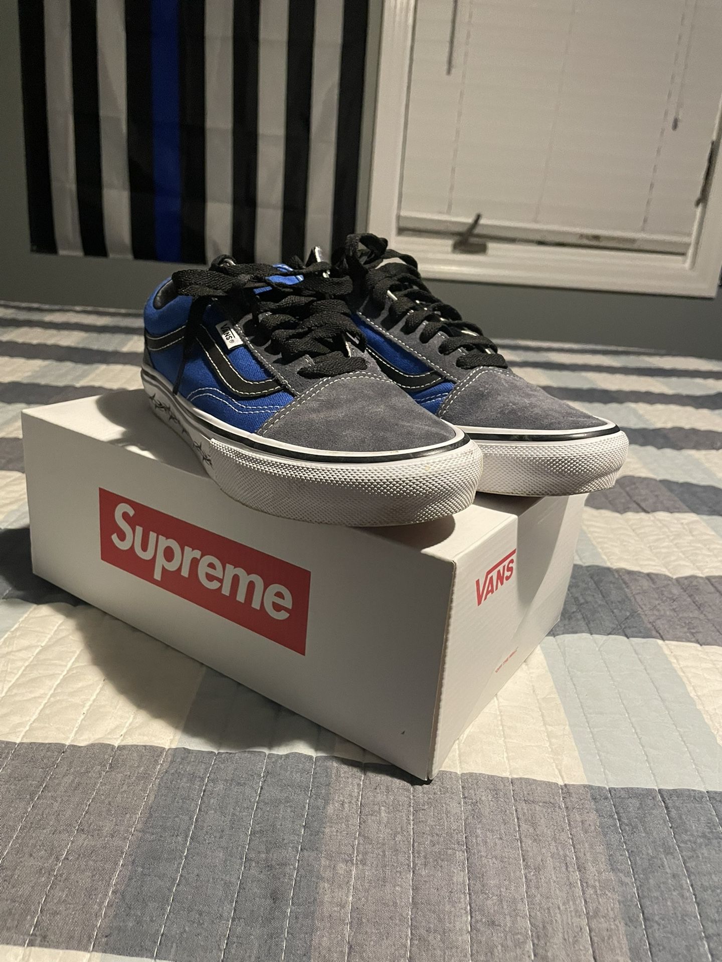 Supreme vans