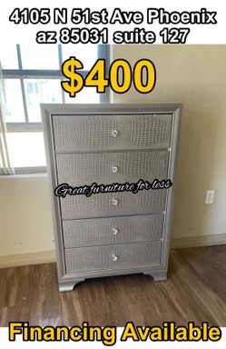 Chest brand new