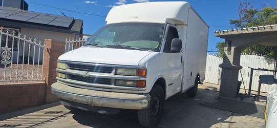 2002 chevy  express 3500