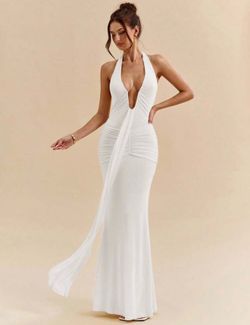 Deep V-Neck Maxi Elegant White Backless Mermaid Dress