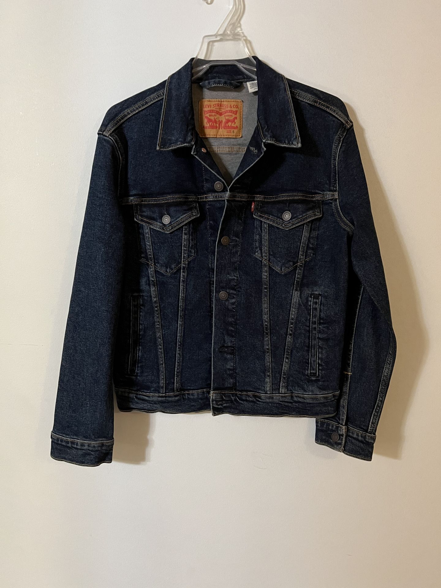 Men’s Small Levi’s Denim Jacket