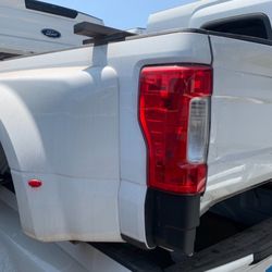 New Take off Ford 17-22 Dually Bed 
