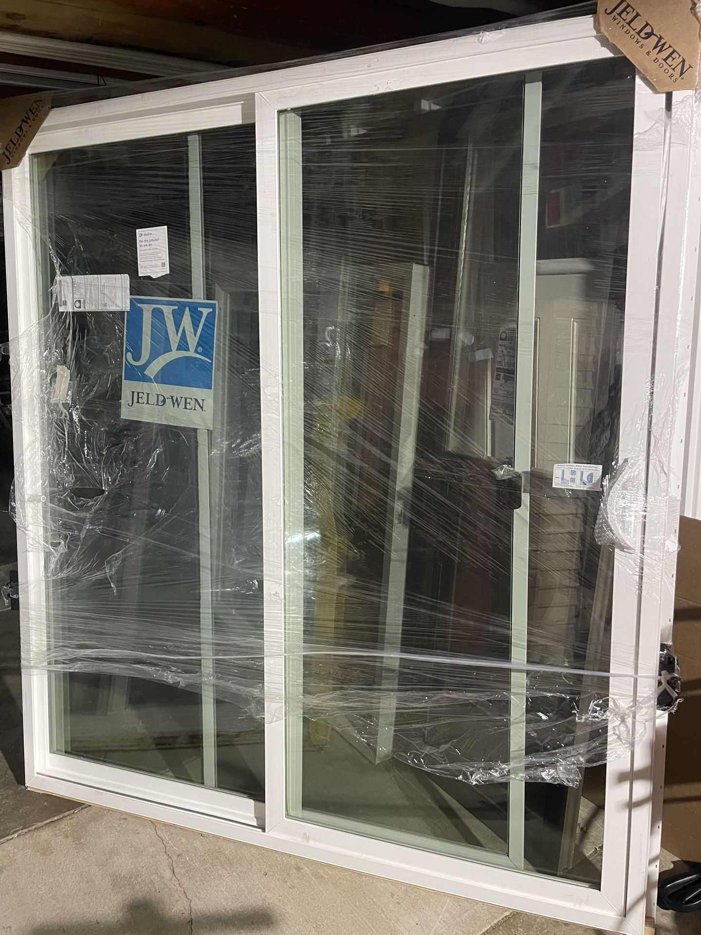 New Patio Door Jeld Wen Size W71.1/2 H79.1/2. Vinyl $380 New Construction