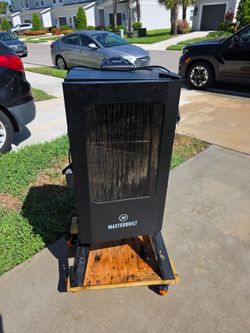 Masterbuilt Electric Smoker