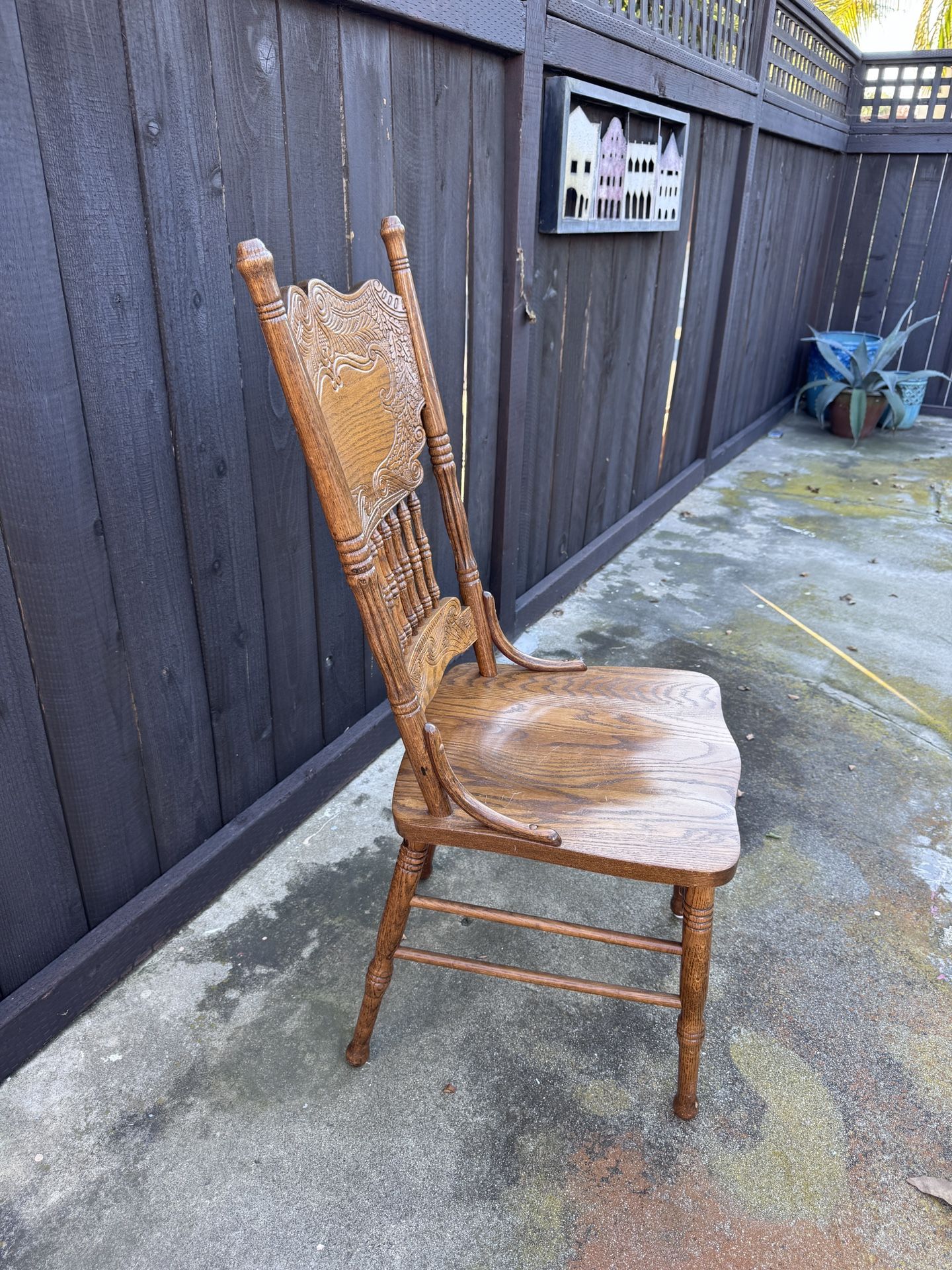 Dining Room Chairs (4)