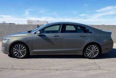 2017 Lincoln MKZ