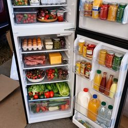 Upstreman 7.5 Cu. Ft. Top Mount Refrigerator  worth $380