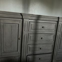 Chest Dresser