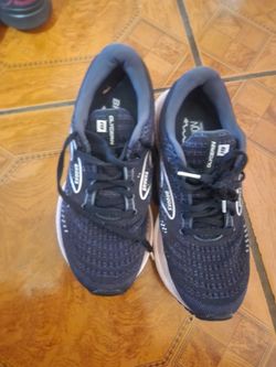 Womens brooks7 shoes