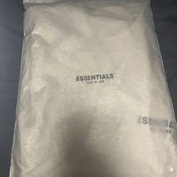 Essential T Shirt Men 