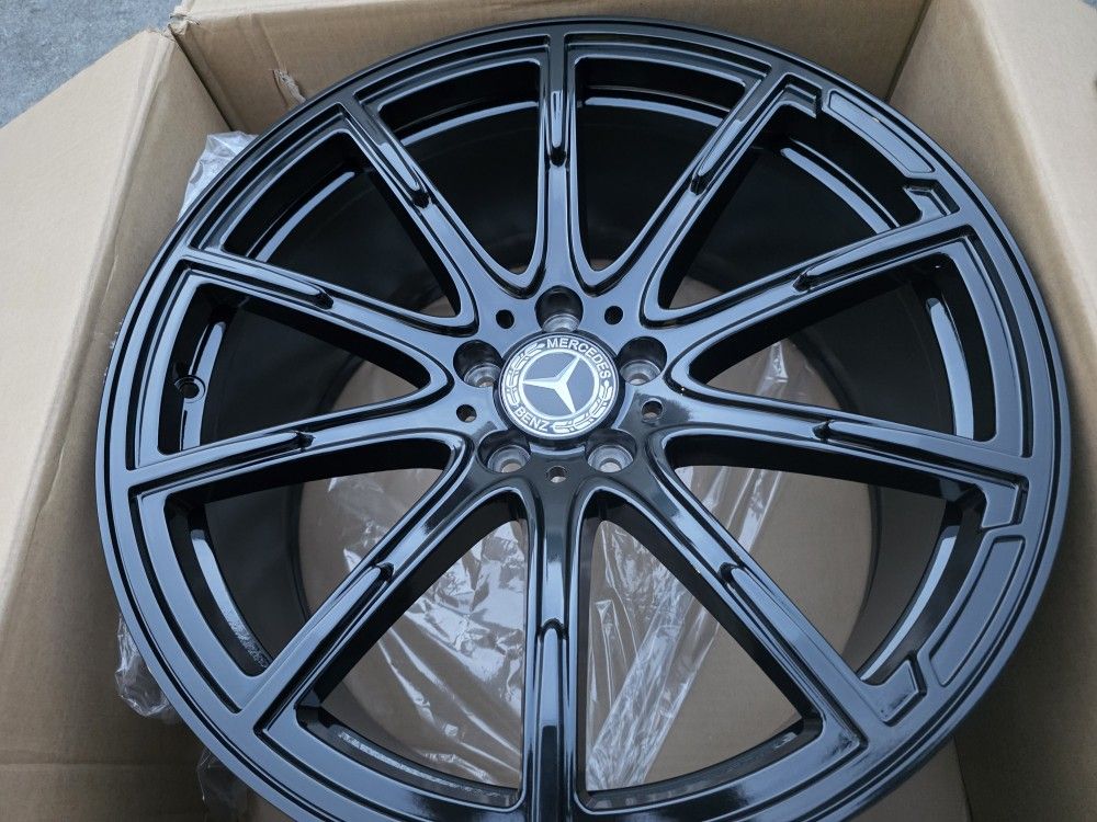 20" New Staggerd MERCEDES BENZ E400 COUPE 2016-up Wheels & New Tires 