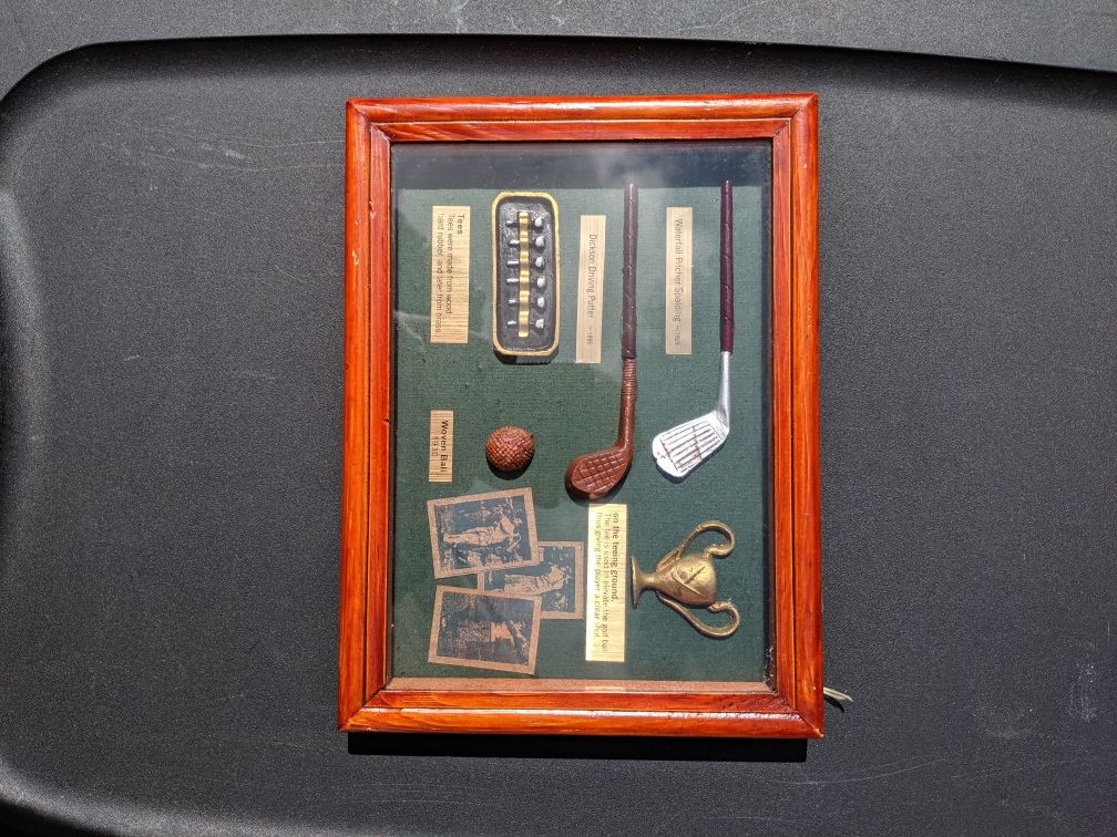 Golf shadow box