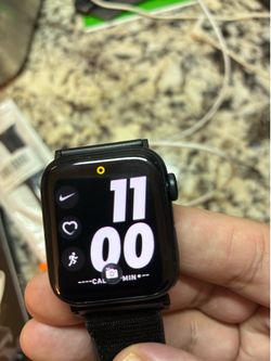 Apple Watch SE (2nd Gen) (GPS, 40mm)