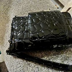Black Wallet  Great Condition   No Rips Or Stains