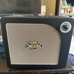 Mooer Hornet 30w Multi Effects Guitar Amp