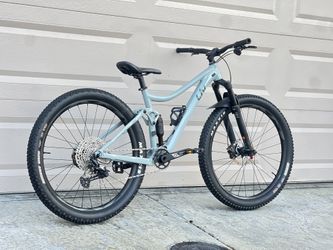 Giant liv embolden 2 Full Suspension Mountain