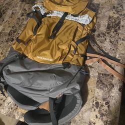 REI Trailmade 60L