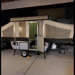 Fleetwood Cobolt Pop Up Camper 