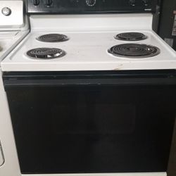 Electric Stove Used Like New 
