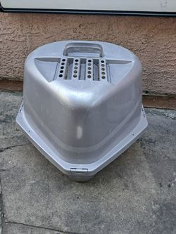 Gray Plastic Pet Travel Carrier