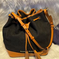 New, Never Used Dooney And Bourke Leather Black  And Brown Drawstring Handbag, Purse 
