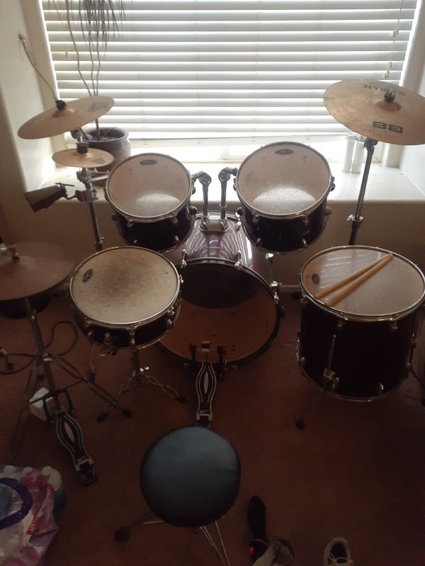 Used drum set. Daughter has electric set. No need for these for Sale in Beaumont, CA OfferUp