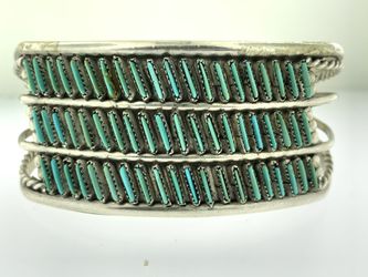 ZUNI FINE STERLING SILVER Diagonal TURQUOISE Needlepoint Vintage BRACELET Estate