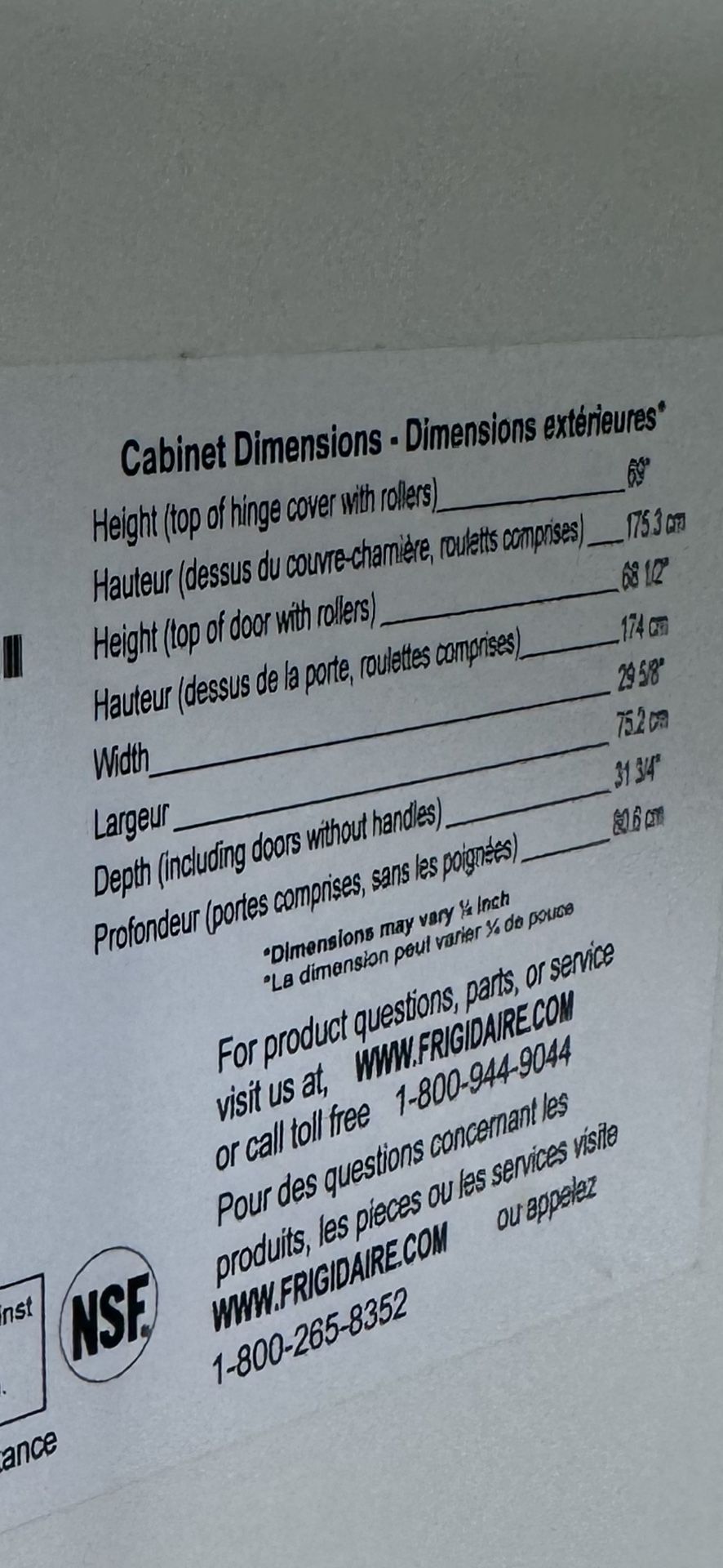 FRIGIDAIRE Refrigerator