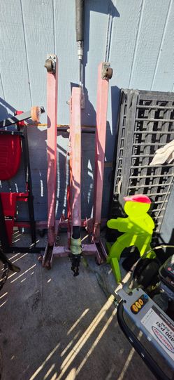 Why rent when you can own? 2 ton Engine Hoist,  cherry Picker.