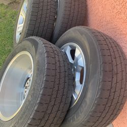 Para Todo Tipo De Silverado 265/60r/18   