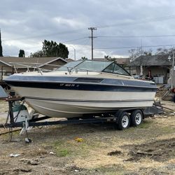 Boat 21’ 1983 Century 4000 