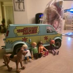 The Mystery MACHINE 