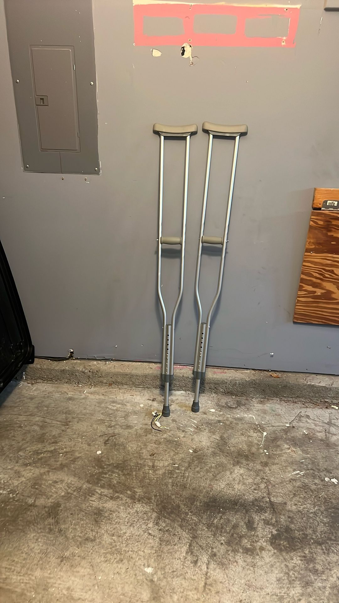 Crutches