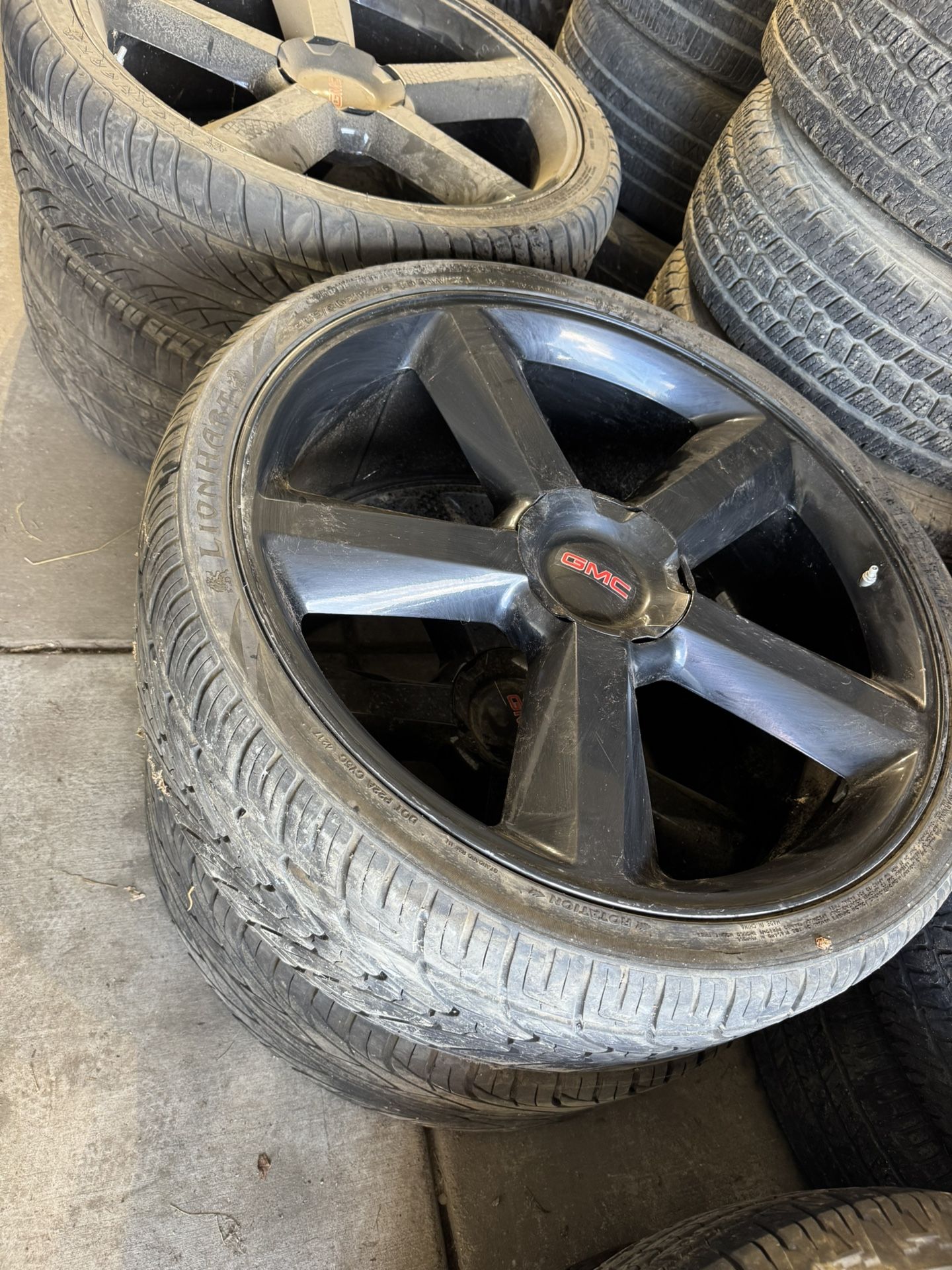 26’ Chevy / GMC Wheels And Tires