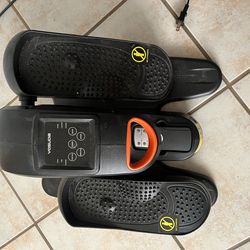 Electric elliptical leg exerciser