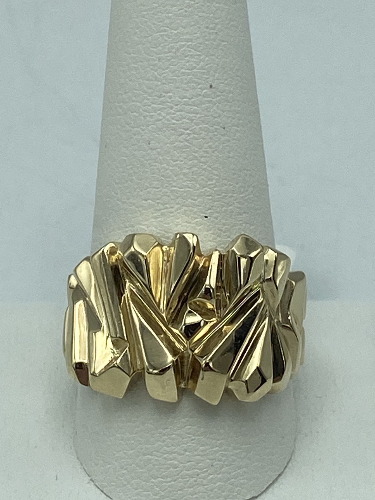 14kt Yellow Gold Nugget Ring