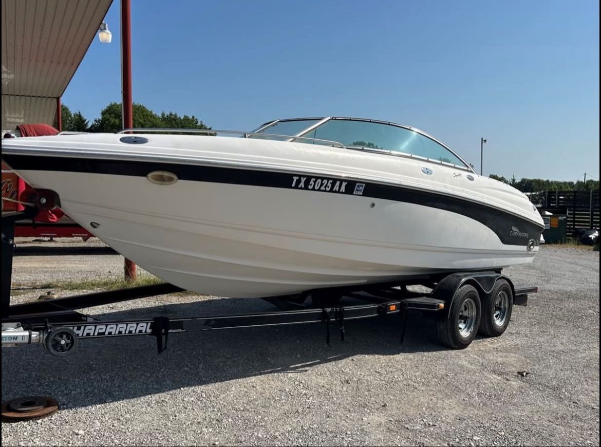 2002 Chaparral 216 SSi