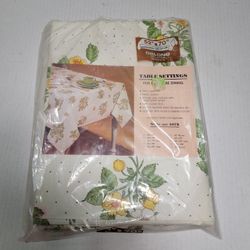 Shabby Cottage Chic House and Garden Colors 52 x 70 Oblong 